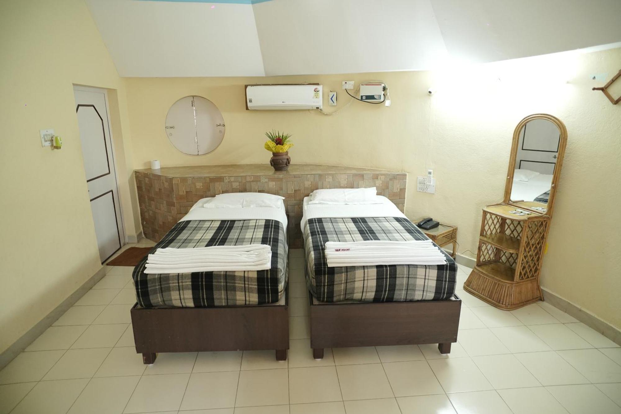 Kishkinda Heritage Resort Hampi Bagian luar foto