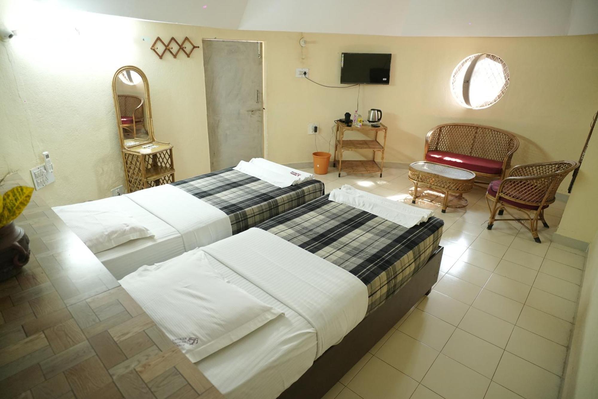 Kishkinda Heritage Resort Hampi Bagian luar foto