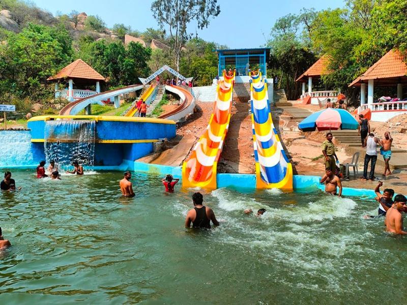 Kishkinda Heritage Resort Hampi Bagian luar foto