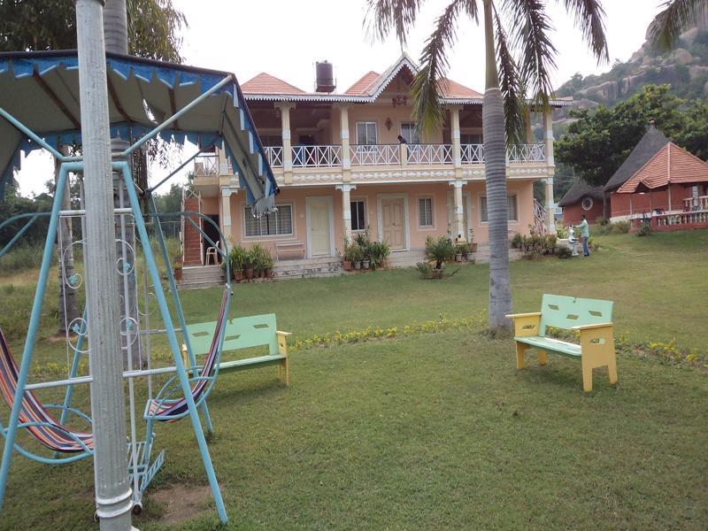 Kishkinda Heritage Resort Hampi Bagian luar foto