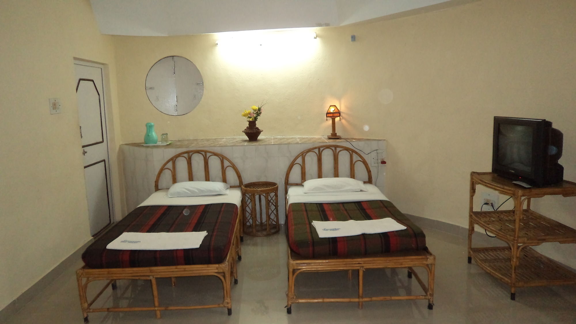 Kishkinda Heritage Resort Hampi Bagian luar foto